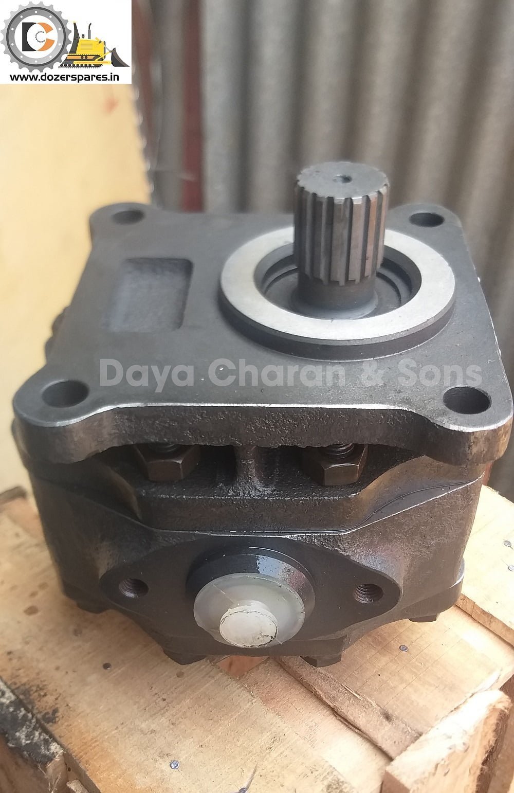 07437-71300 – Dozer Clutch Pump – GHPL – D50